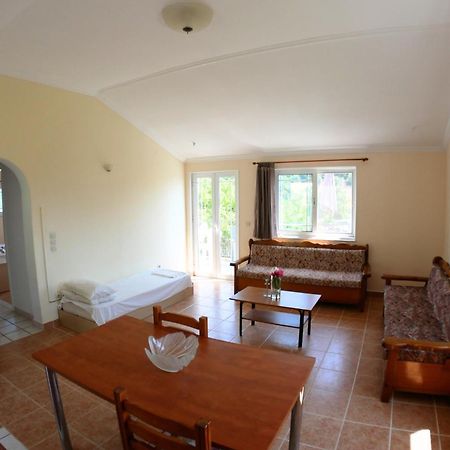 Villa Vania Gardenos Vitaládesz Kültér fotó