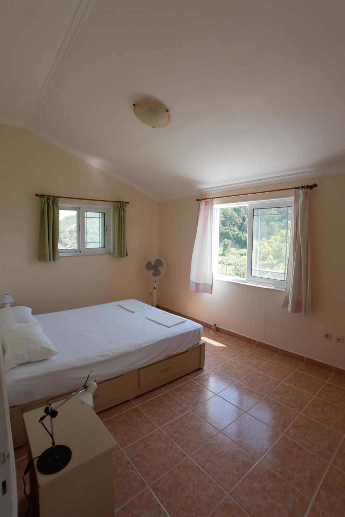 Villa Vania Gardenos Vitaládesz Kültér fotó