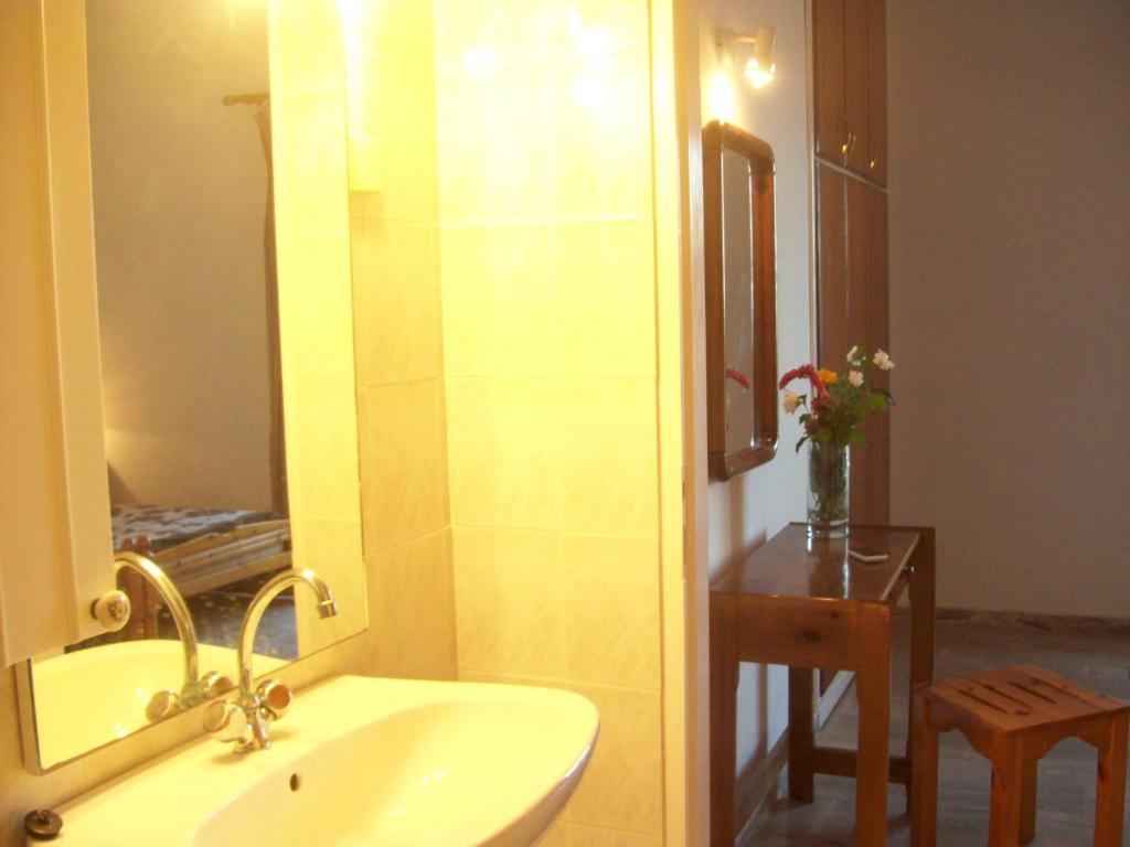 Villa Vania Gardenos Vitaládesz Szoba fotó